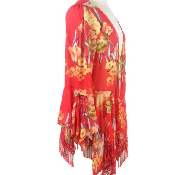 Red Floral Plus Size Kimono Tassels Sharkbite Hem - Picture 2 of 8